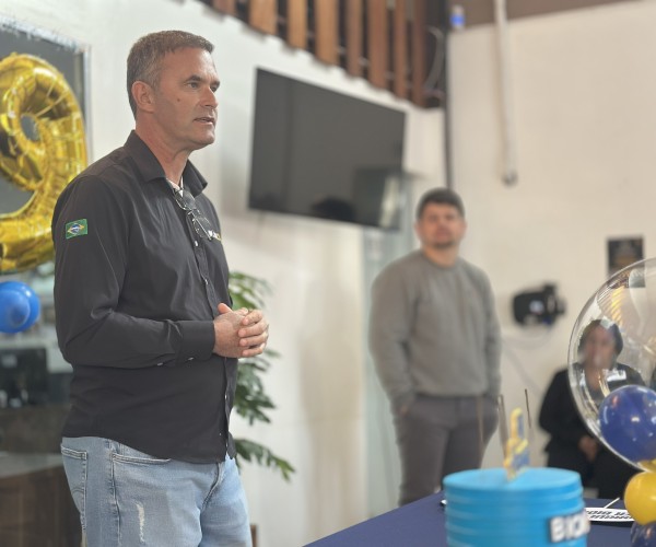 Editorial – Energia que Transforma: Uma Jornada de 9 Anos